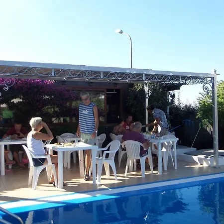 La לינה וארוחת בוקר סטינטינו